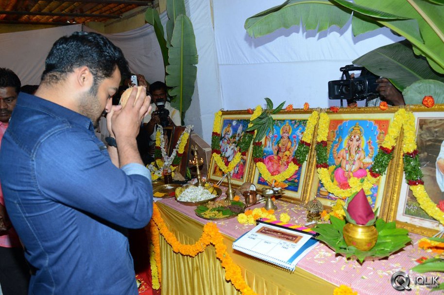 Daana-Veera-Soora-Karna-Movie-Opening-Photos